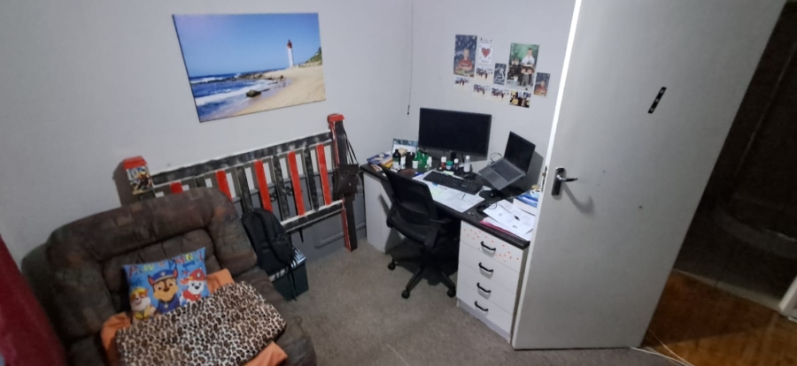 5 Bedroom Property for Sale in Retief Eastern Cape